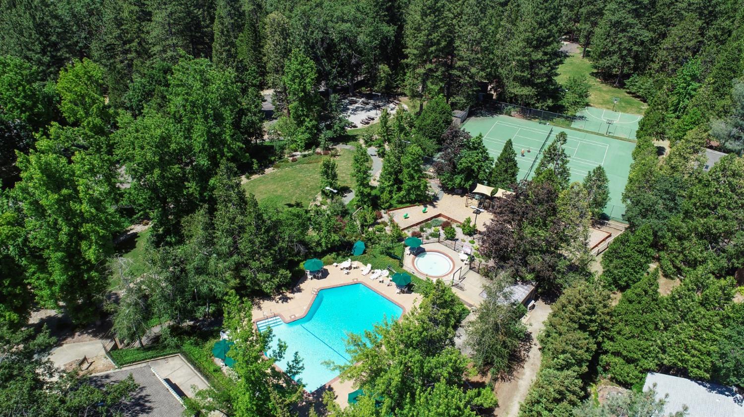 1094 Fairway Court