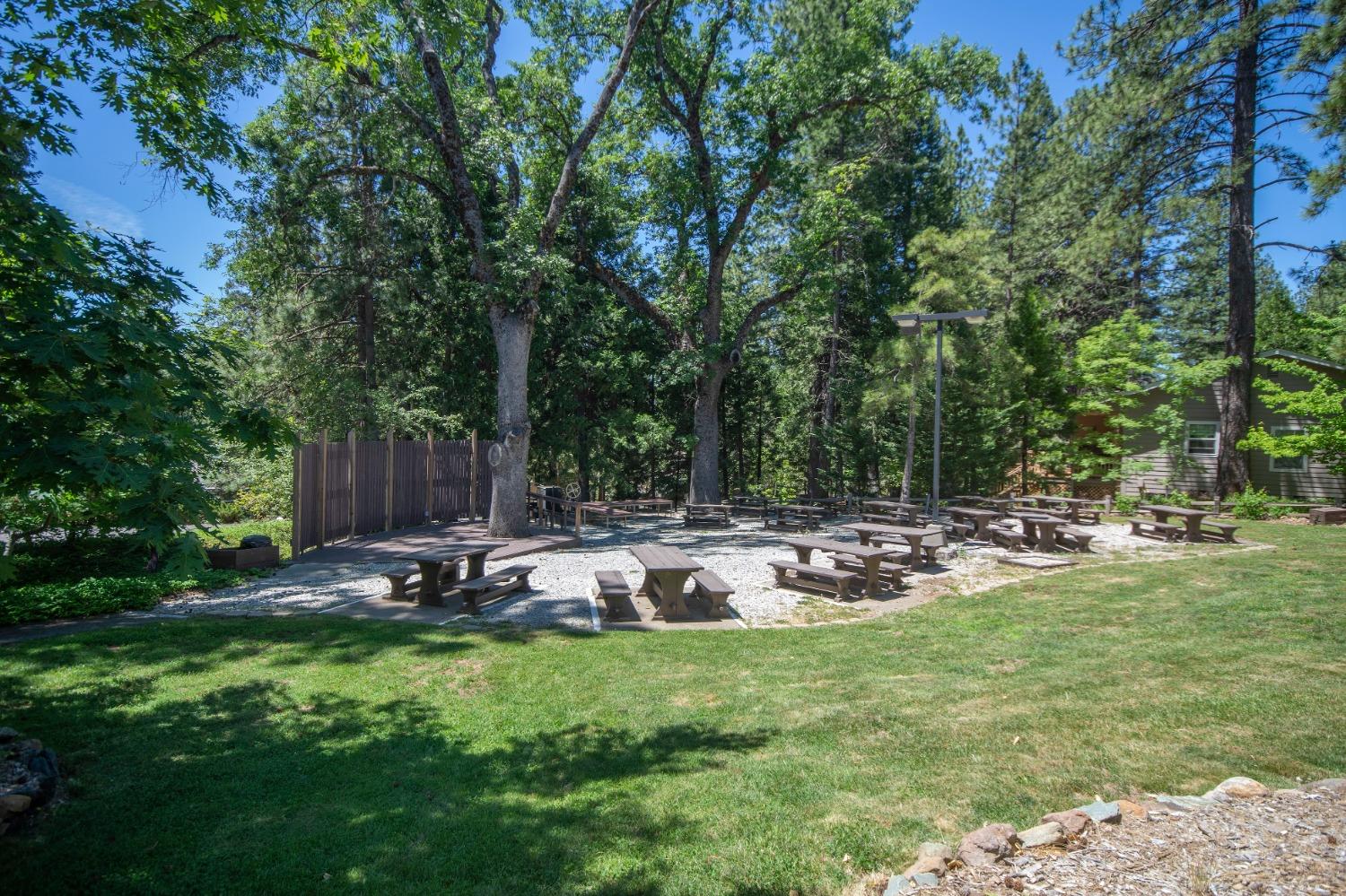 1094 Fairway Court