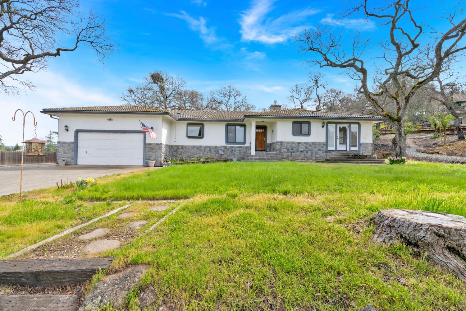 2065 South Highway 26