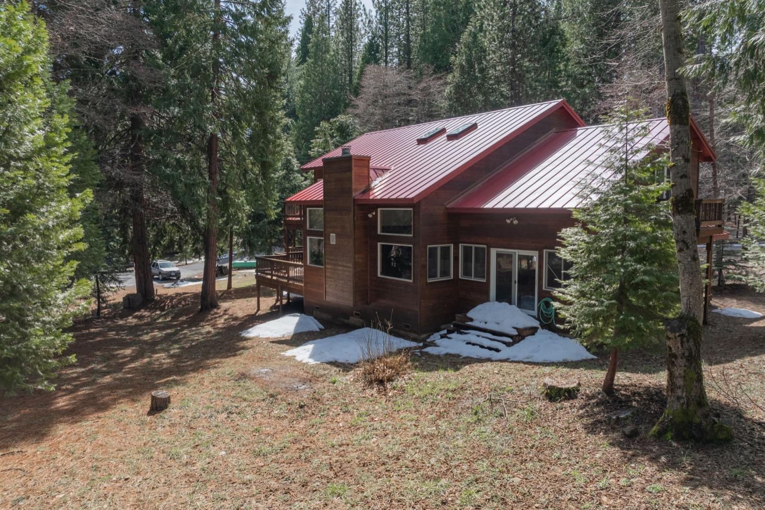 4135 Lakemont Drive