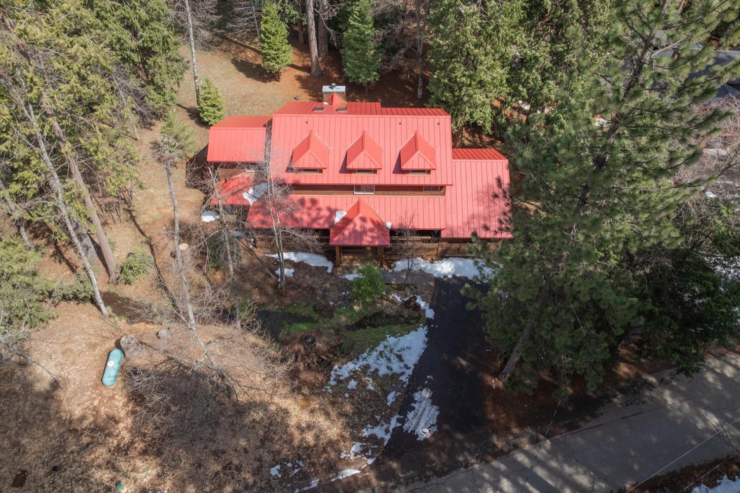 4135 Lakemont Drive