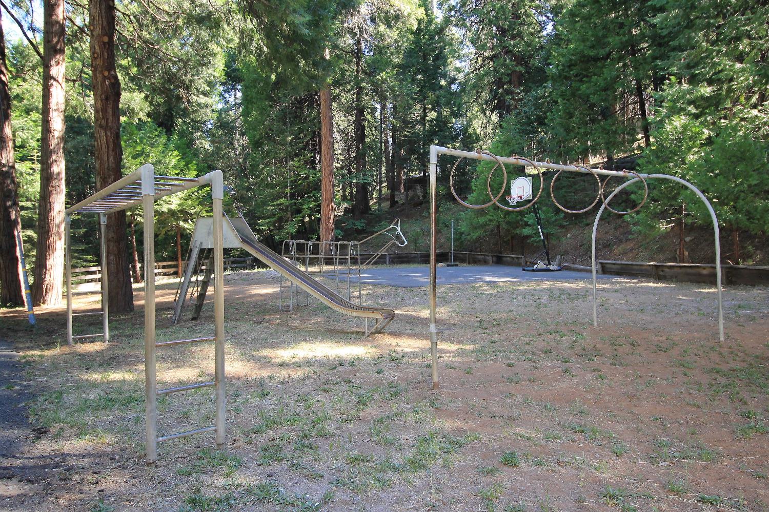 1400 Lilac Drive