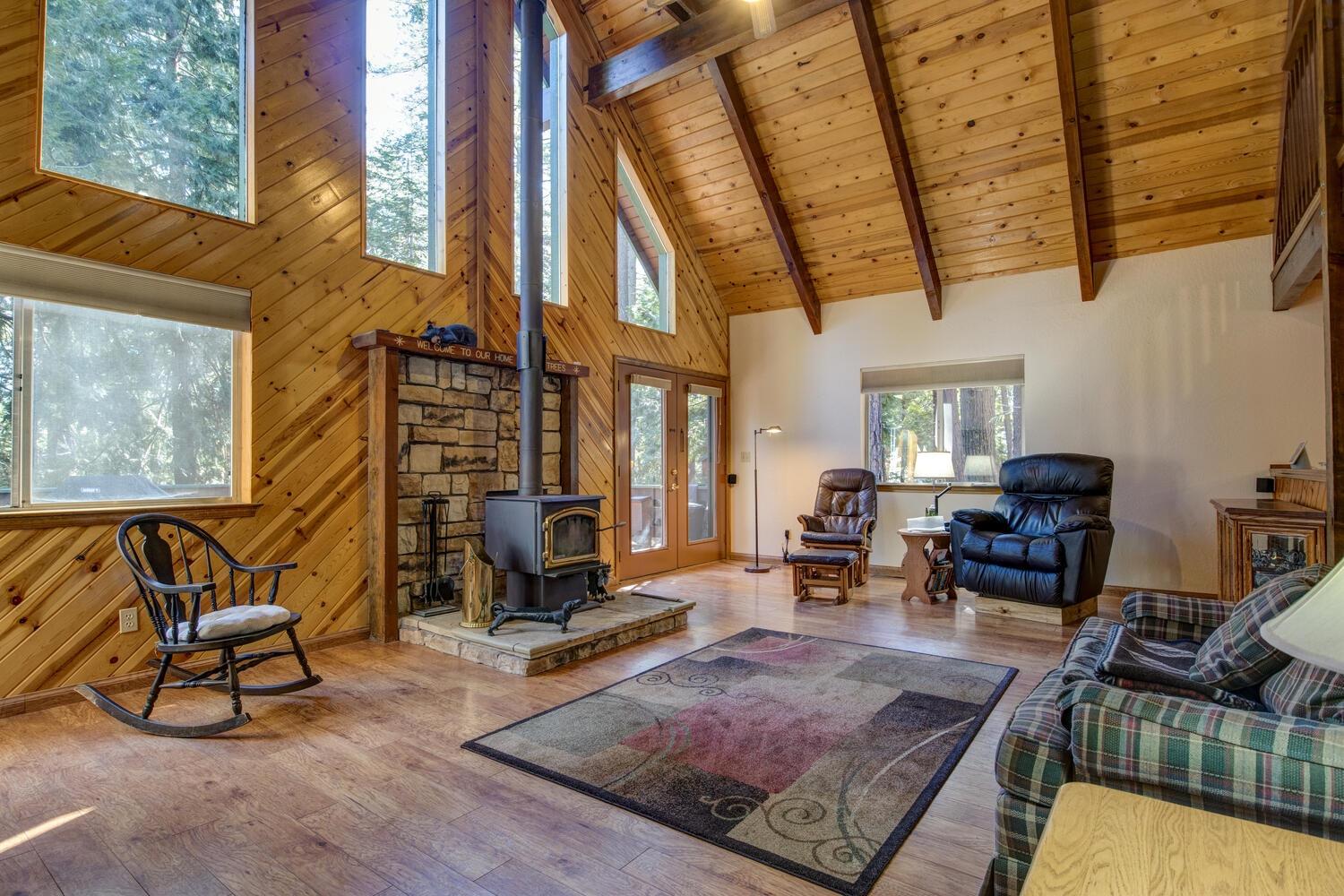 3321 Hoopa Circle
