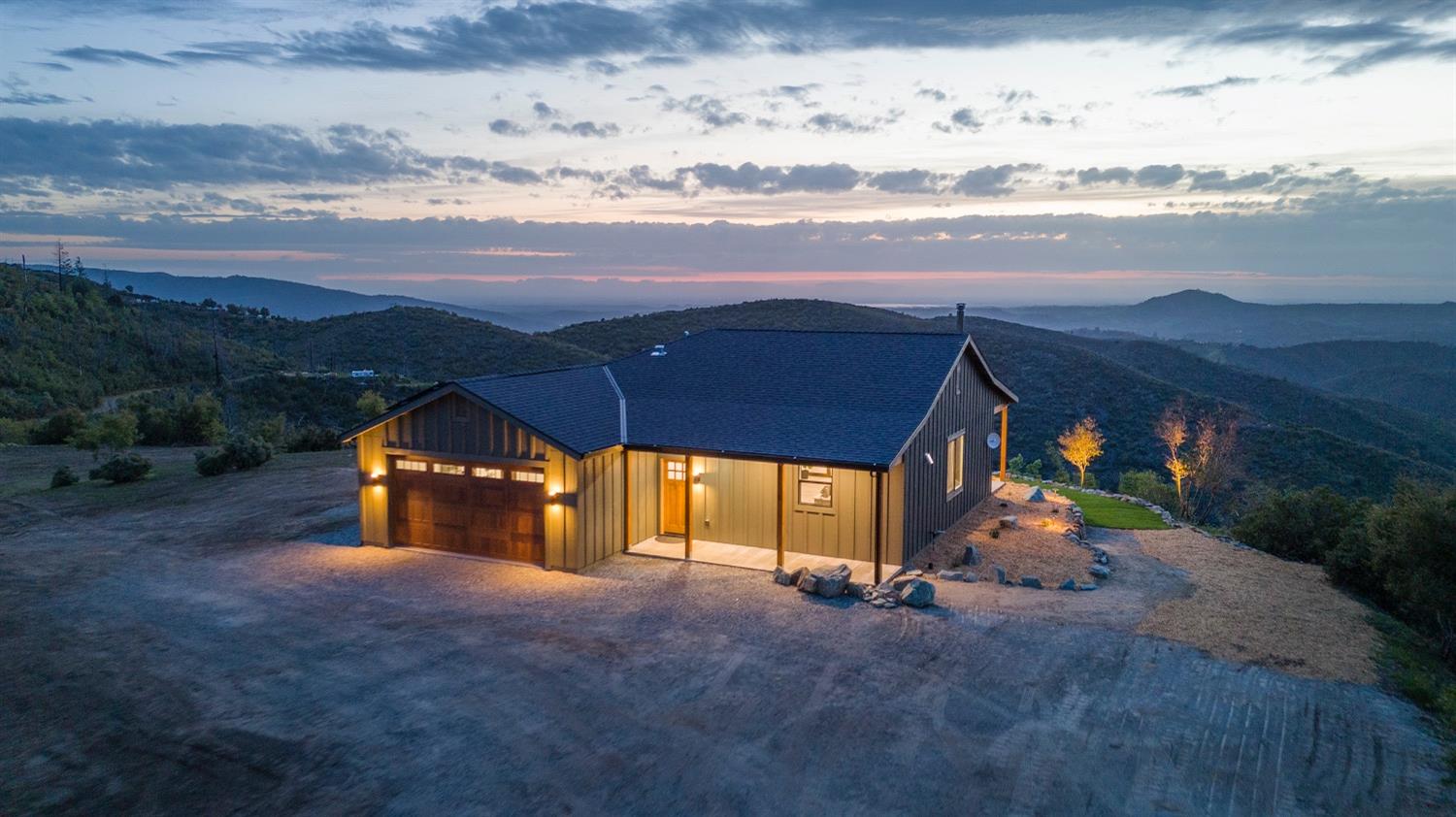 5249 West Murray Creek Road