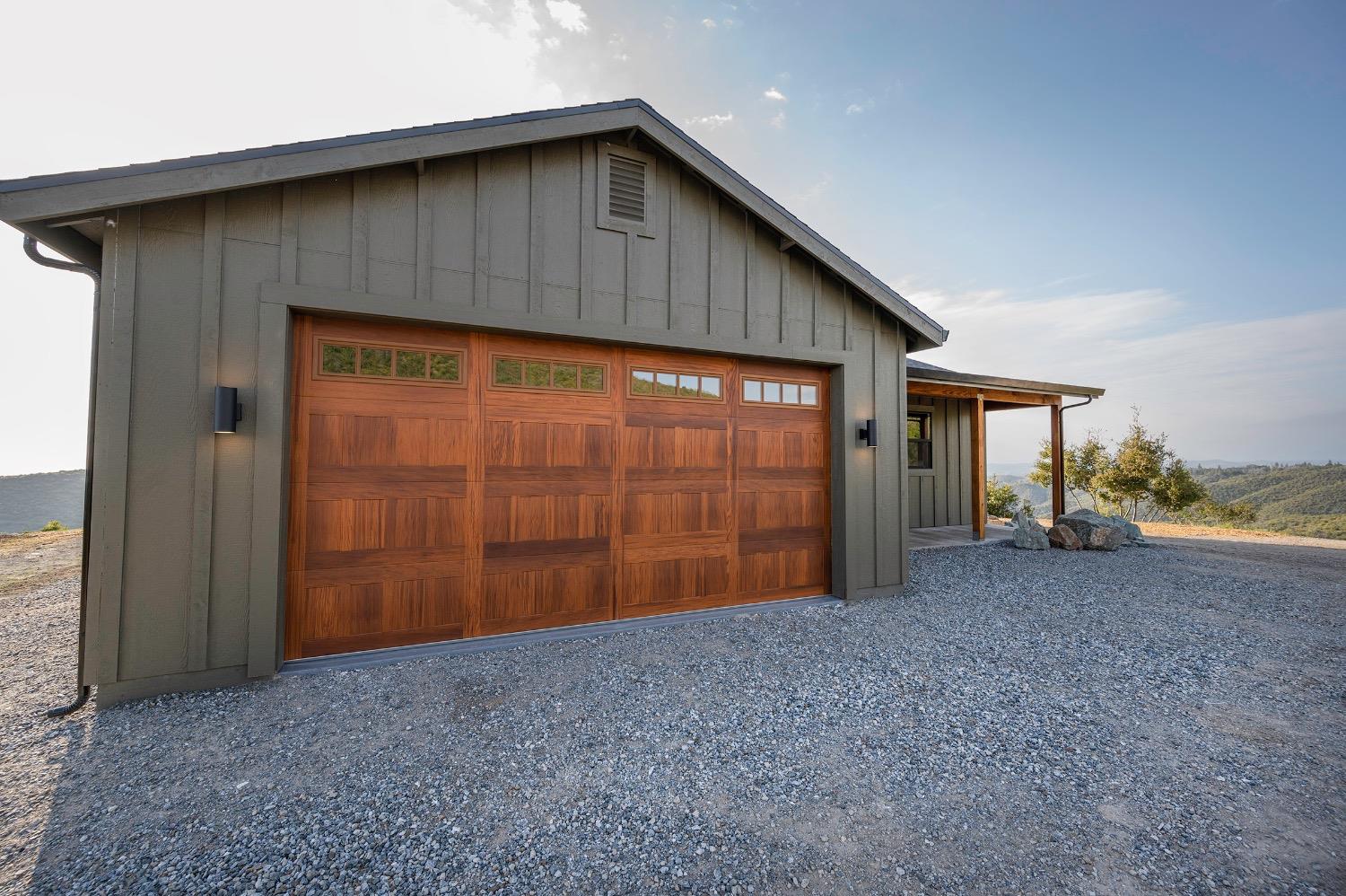 5249 West Murray Creek Road