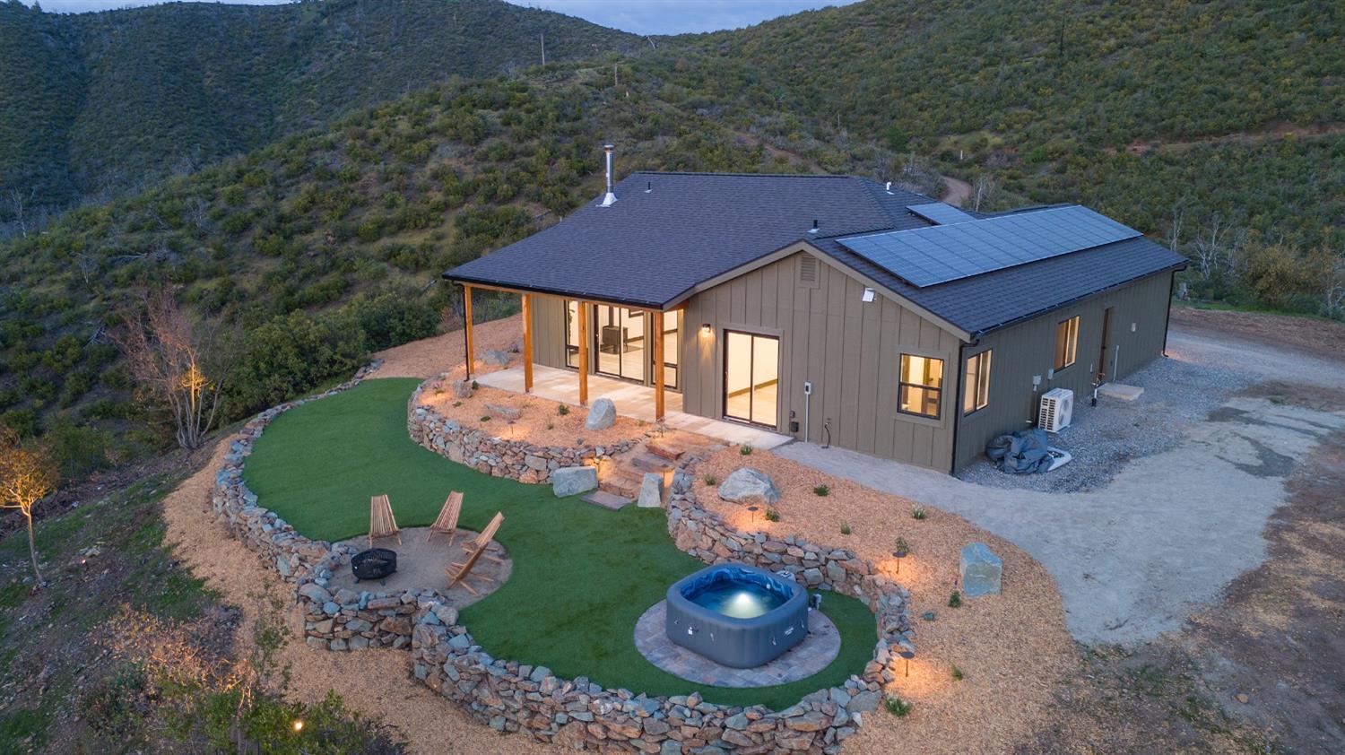 5249 West Murray Creek Road