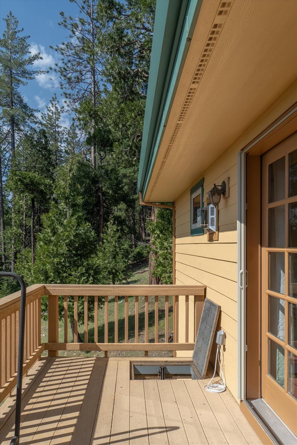 560 Summit View Road
