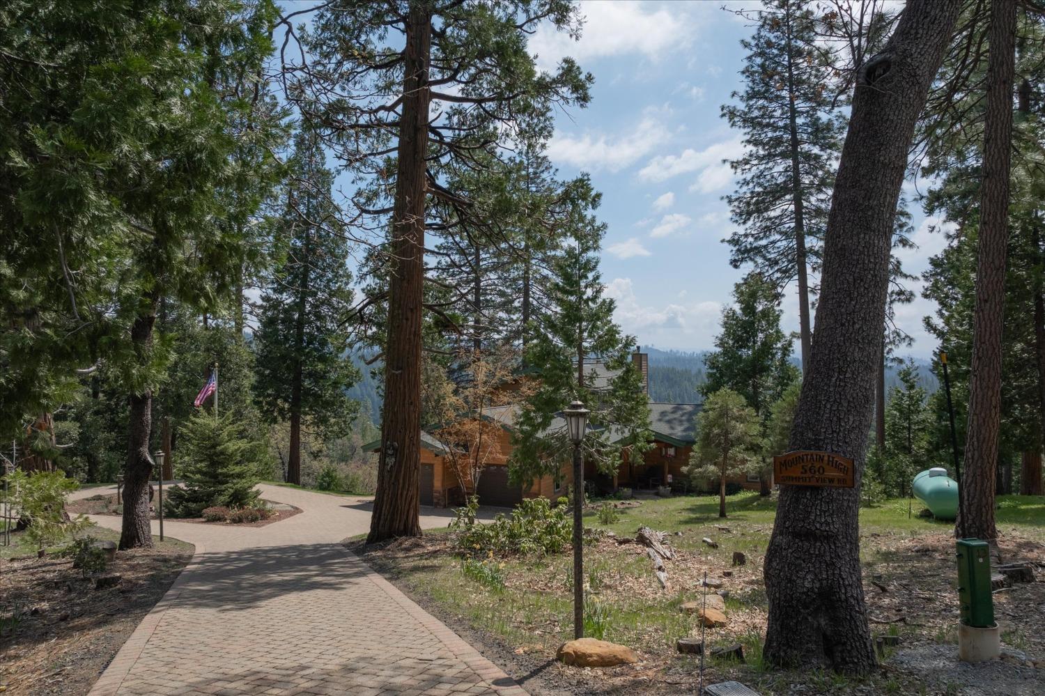 560 Summit View Road