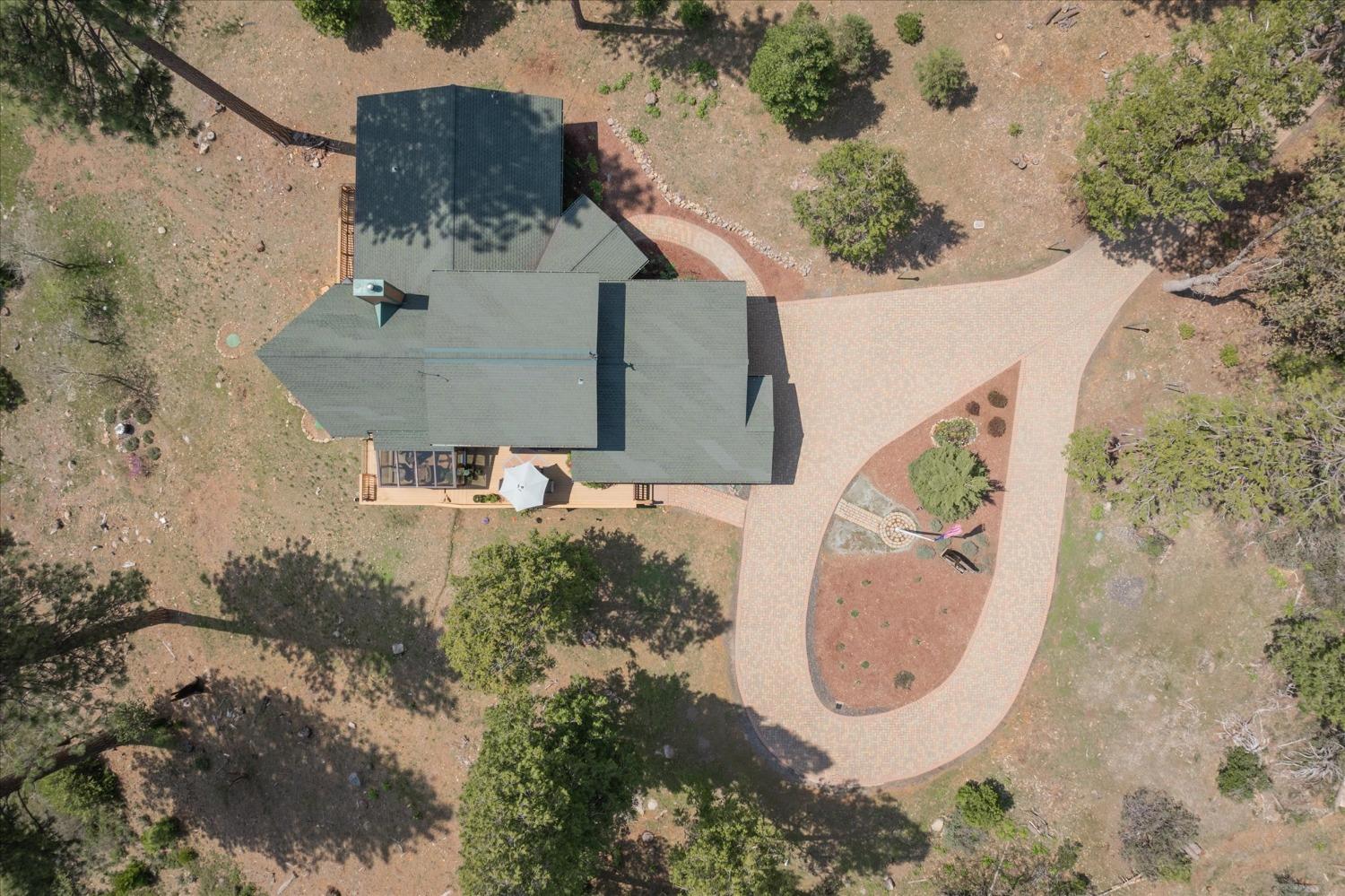 560 Summit View Road