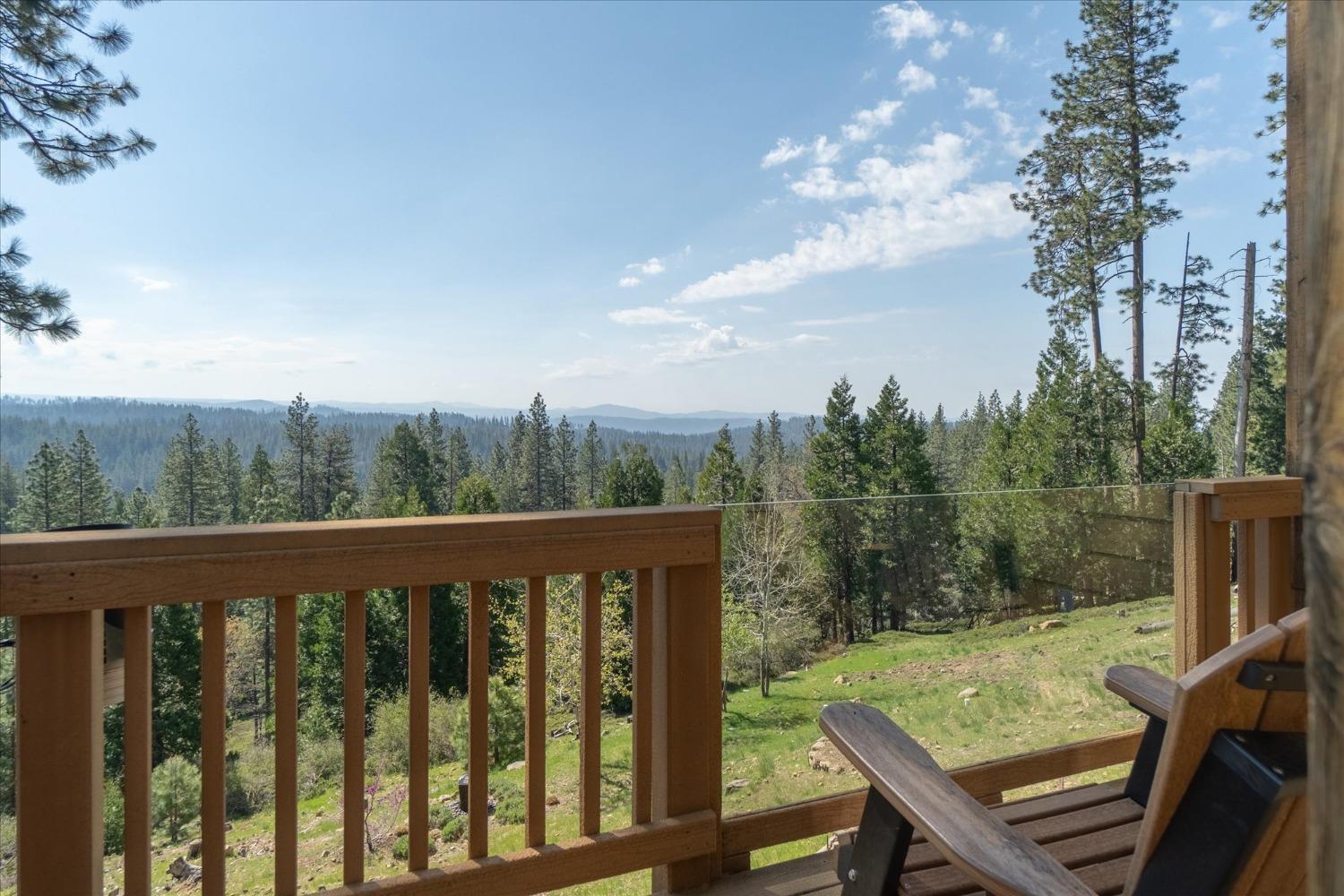 560 Summit View Road