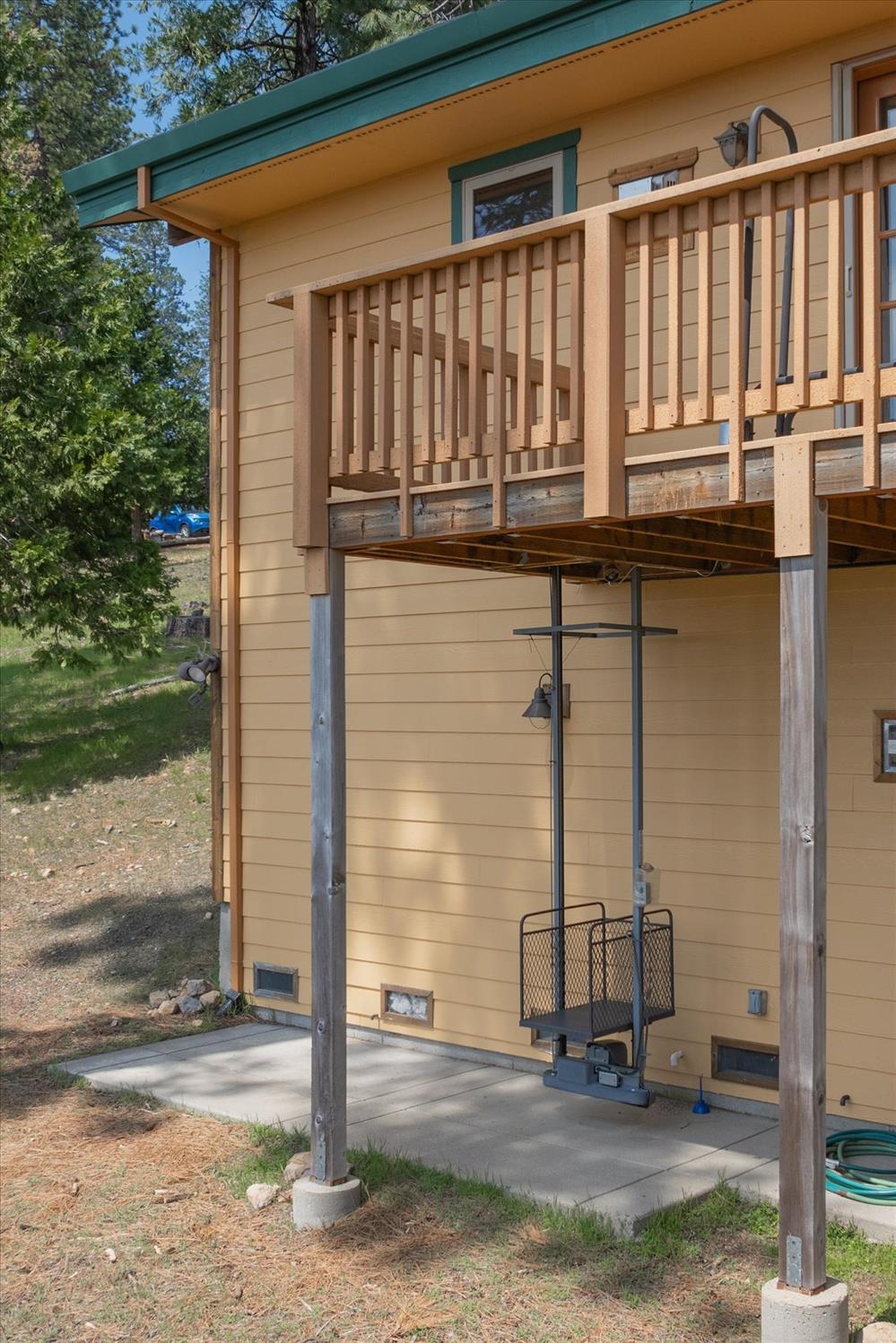 560 Summit View Road