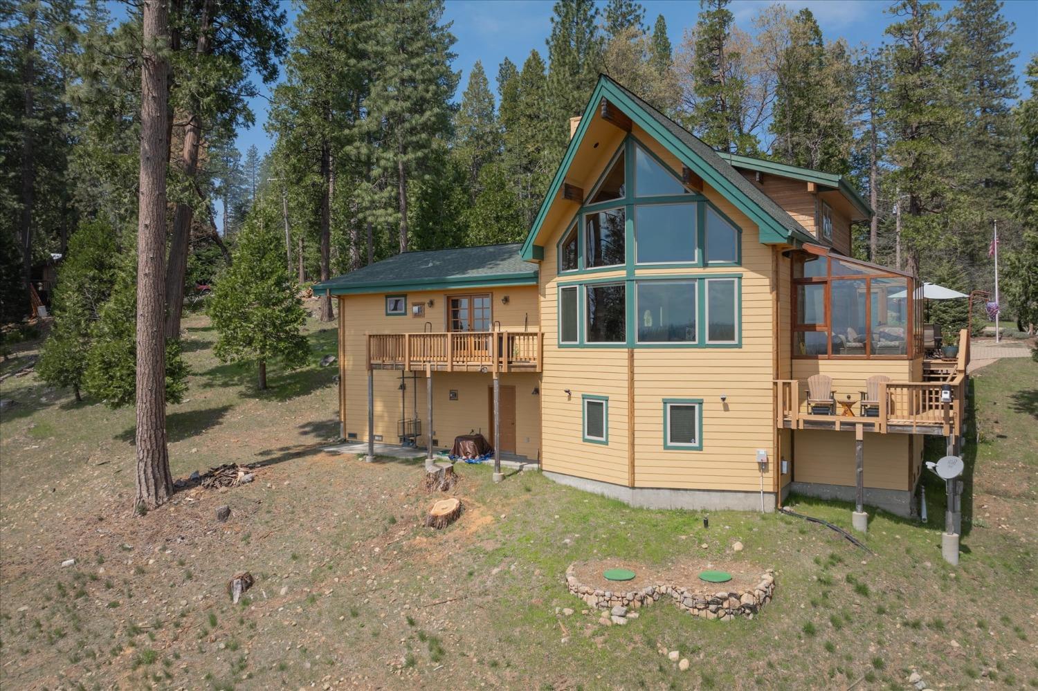 560 Summit View Road