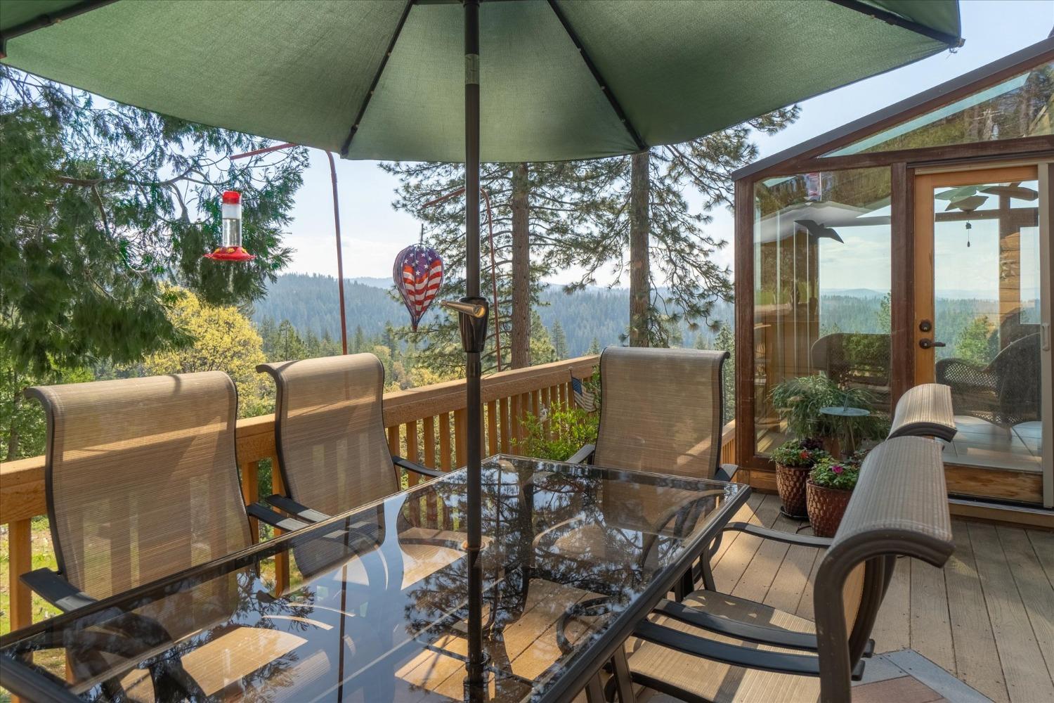 560 Summit View Road
