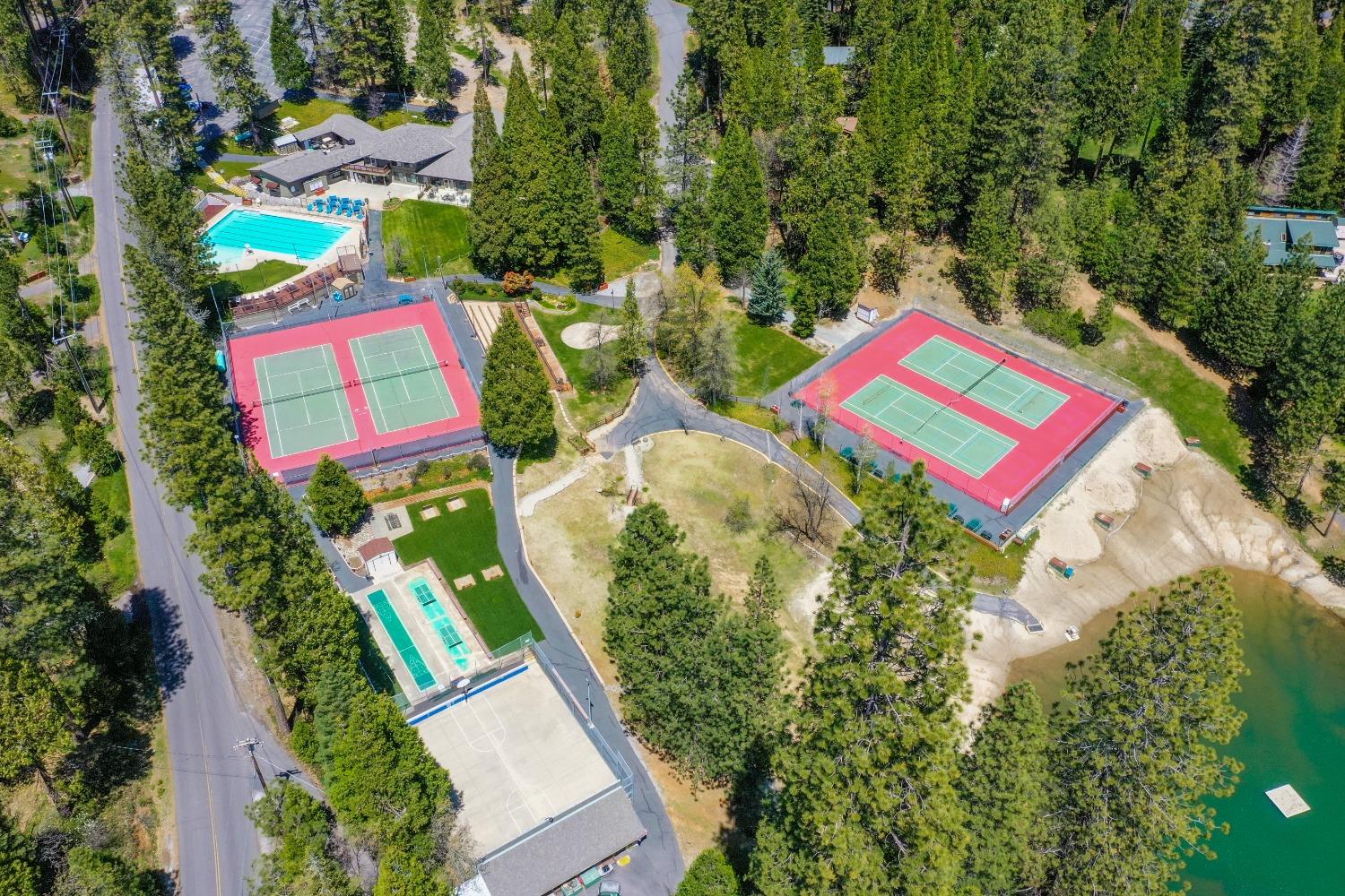 633 Briarwood Court 2297