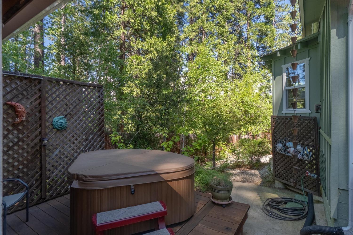 5109 Glen Echo Drive