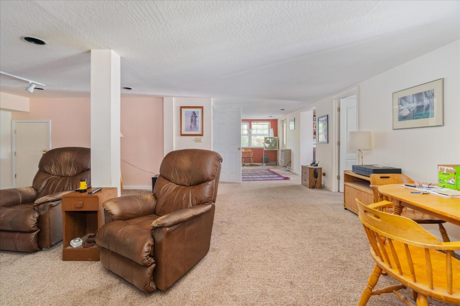 5109 Glen Echo Drive