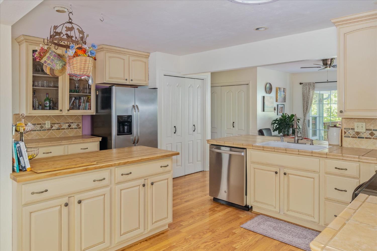 5109 Glen Echo Drive