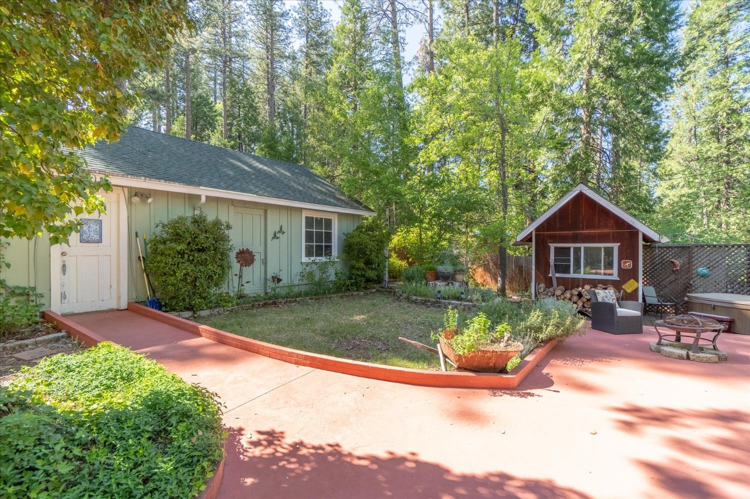 5109 Glen Echo Drive