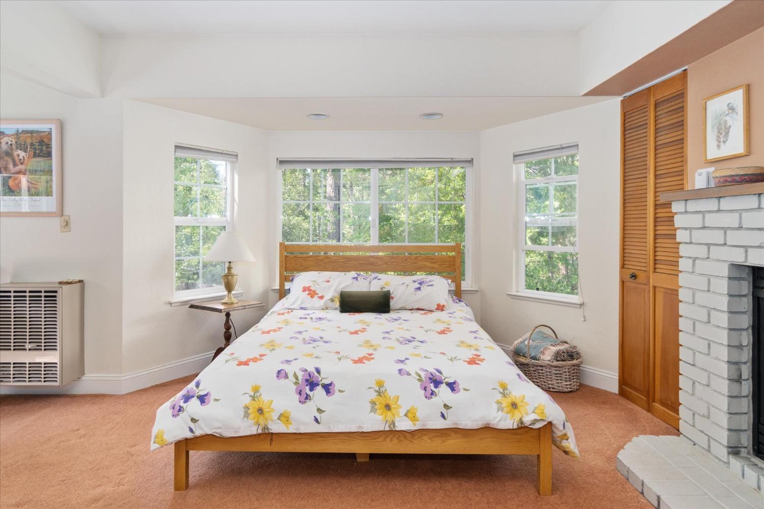 5109 Glen Echo Drive