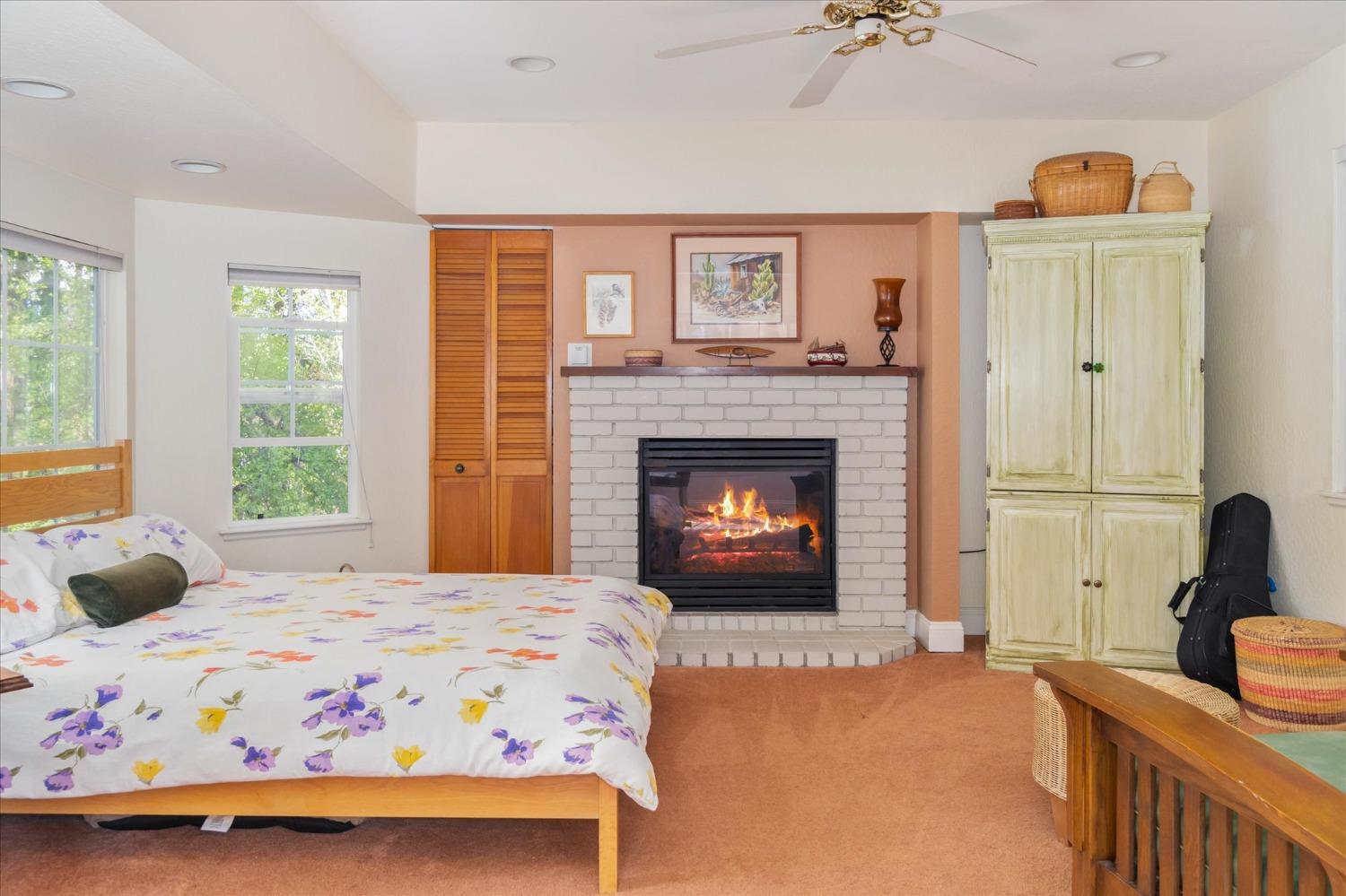 5109 Glen Echo Drive