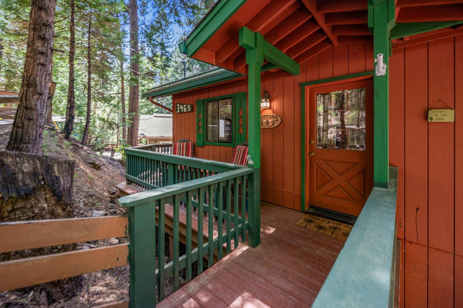 3465 Lakemont Dr