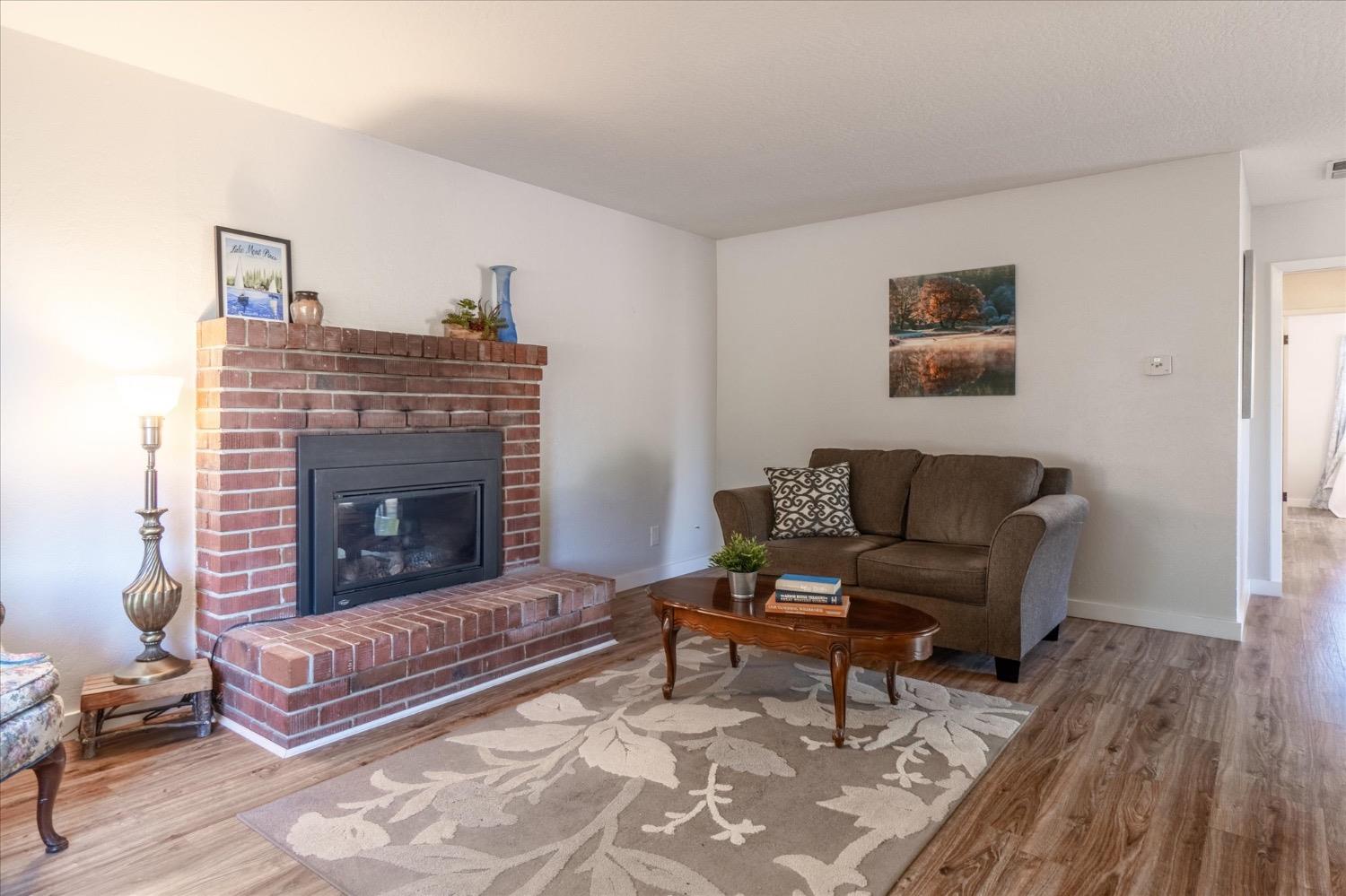 1409 Fairview Drive