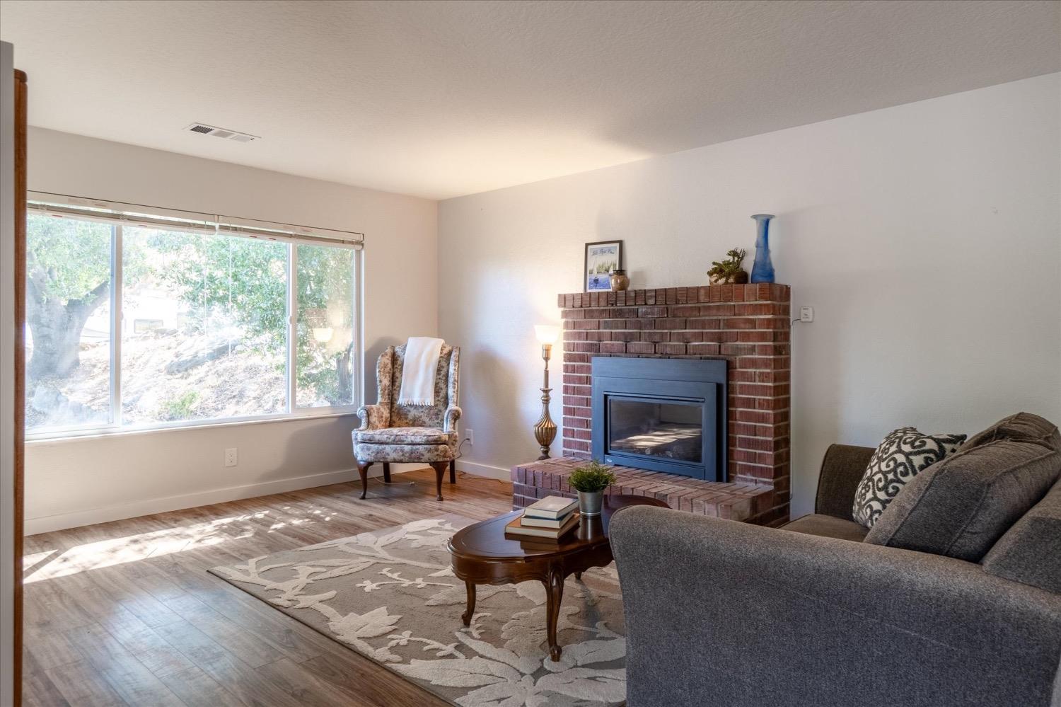 1409 Fairview Drive