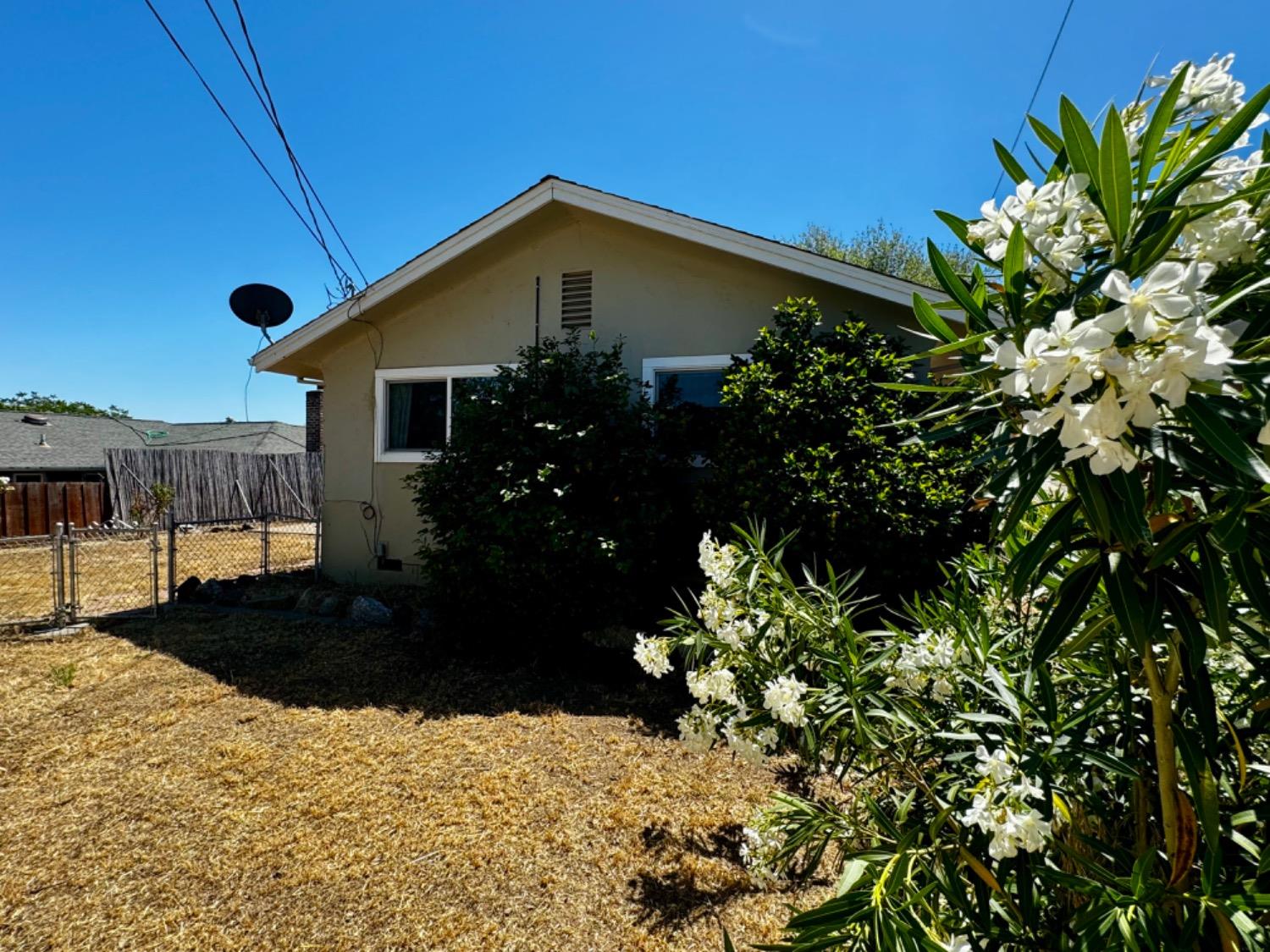 1409 Fairview Drive