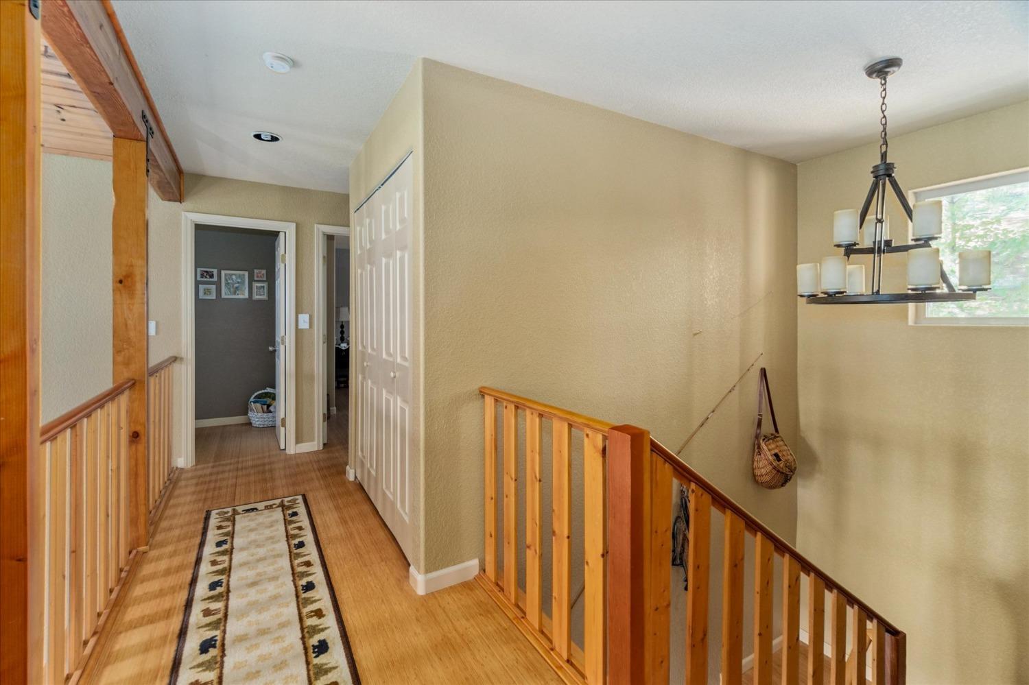 1636 Hillcrest Drive