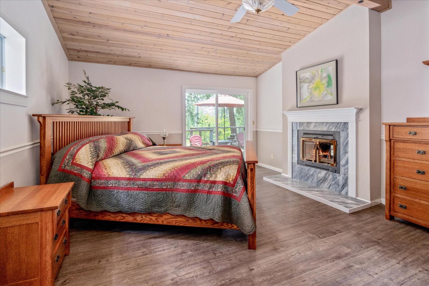 2393 Shoshone Drive