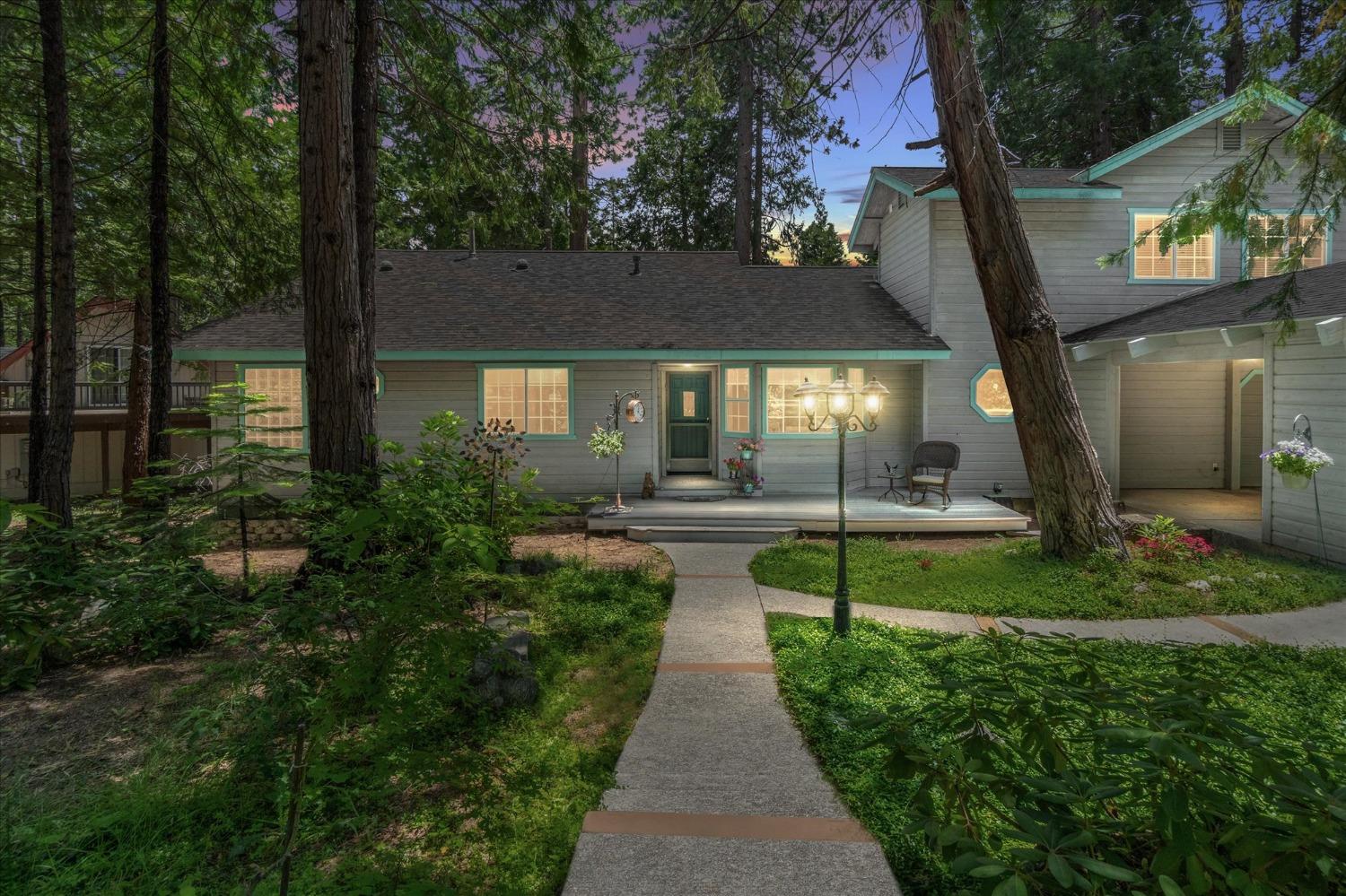 2393 Shoshone Drive