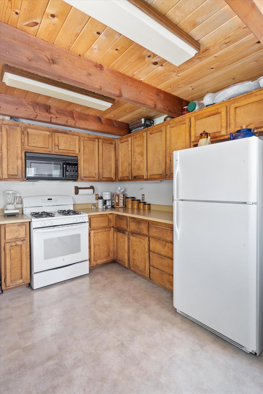 353 Pomo Circle