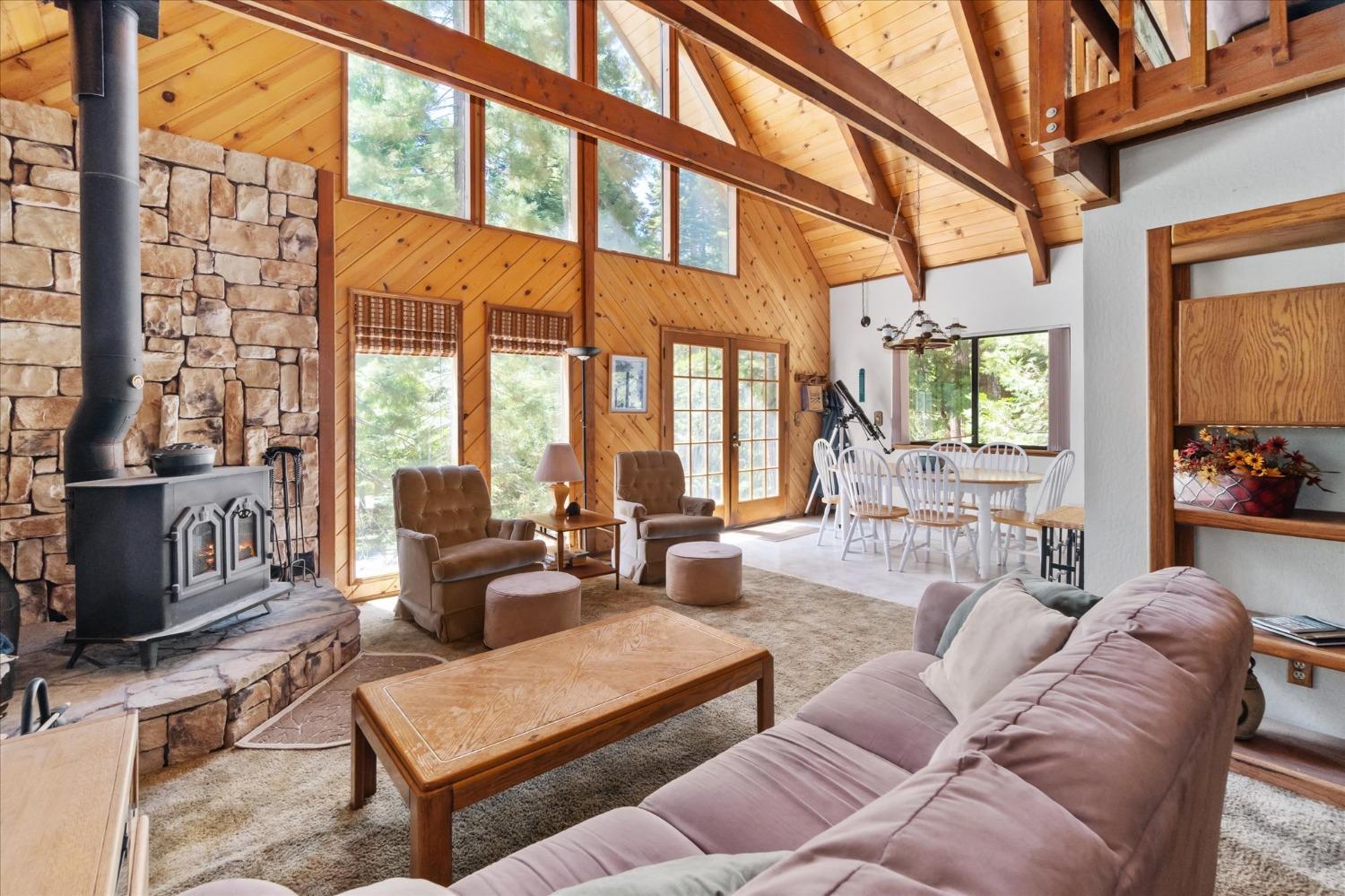 353 Pomo Circle