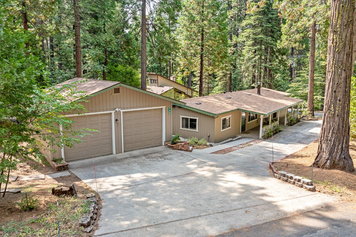 745 Dean Way