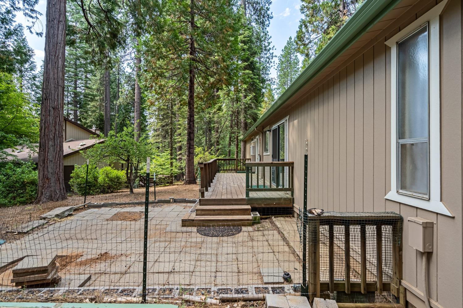 745 Dean Way