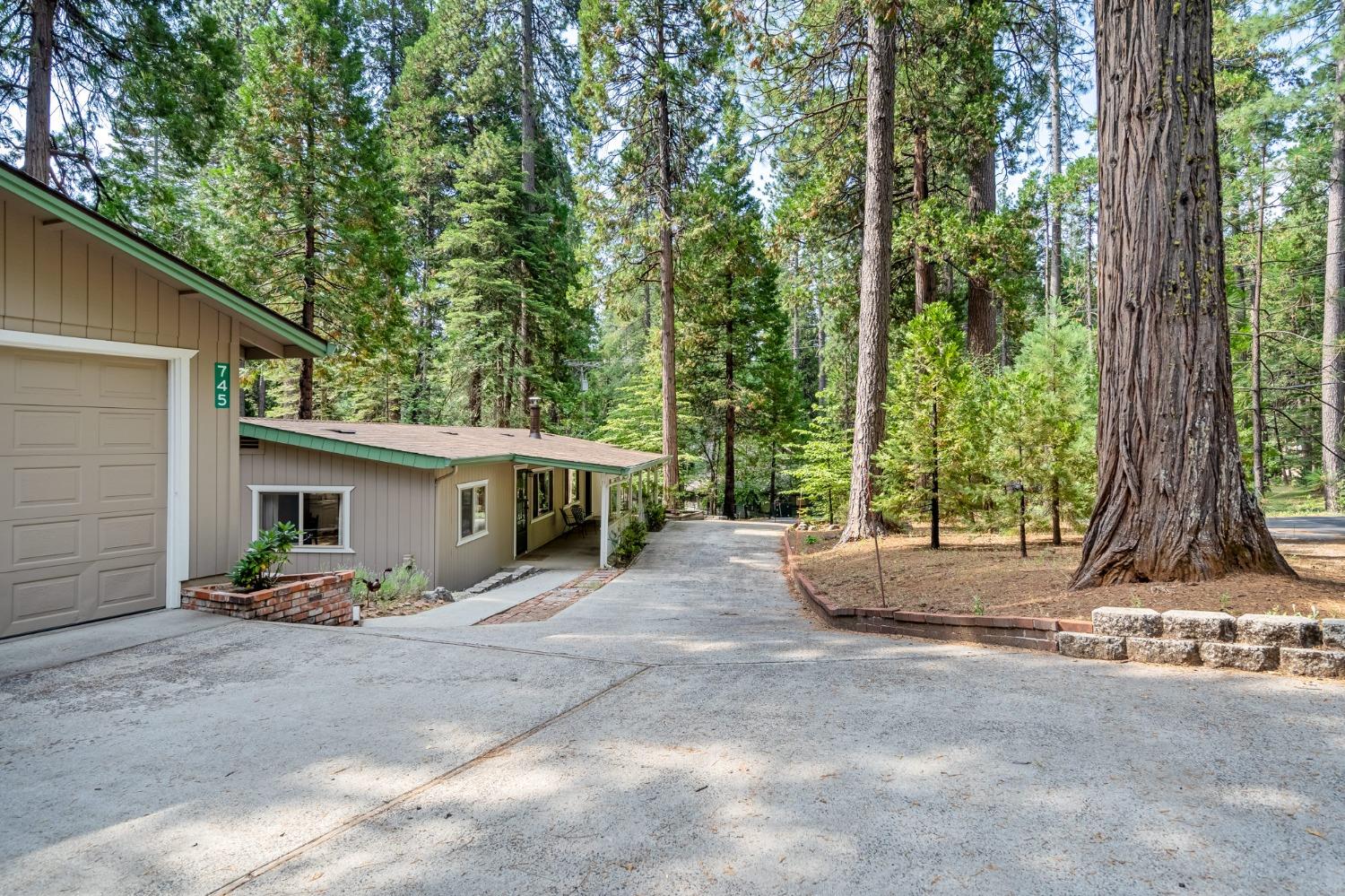 745 Dean Way