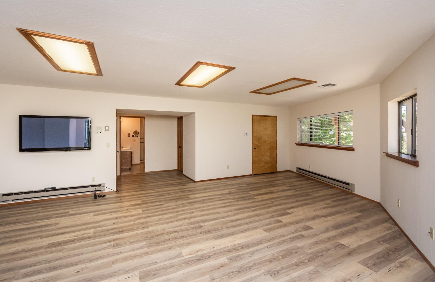 621 Sugarbush Lane