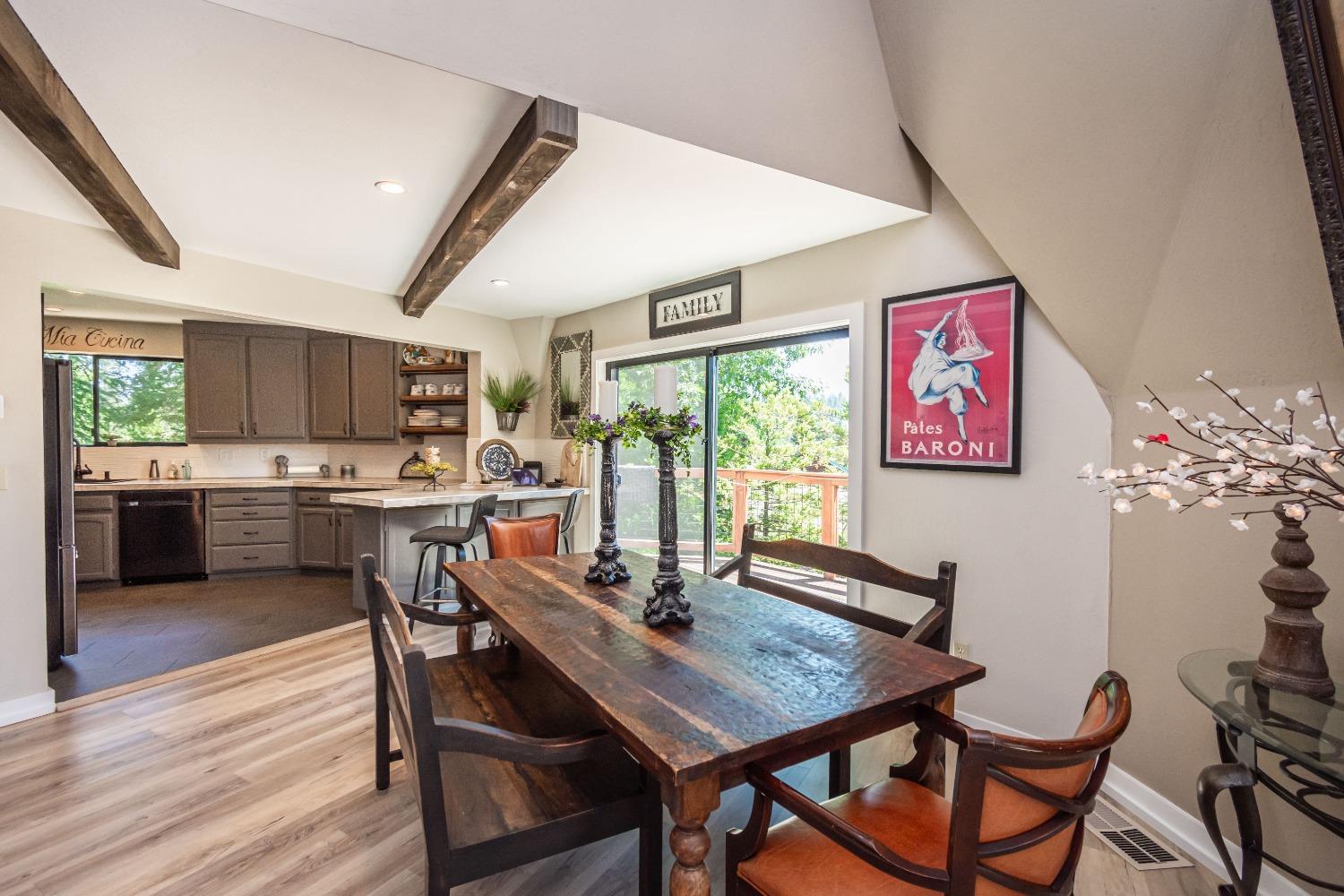 621 Sugarbush Lane