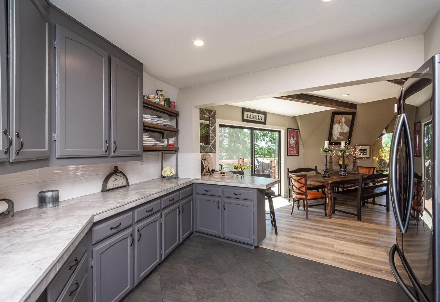 621 Sugarbush Lane