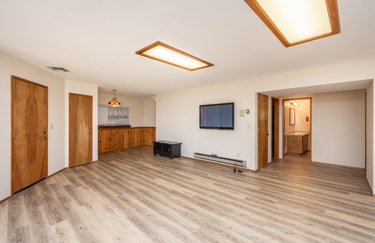 621 Sugarbush Lane