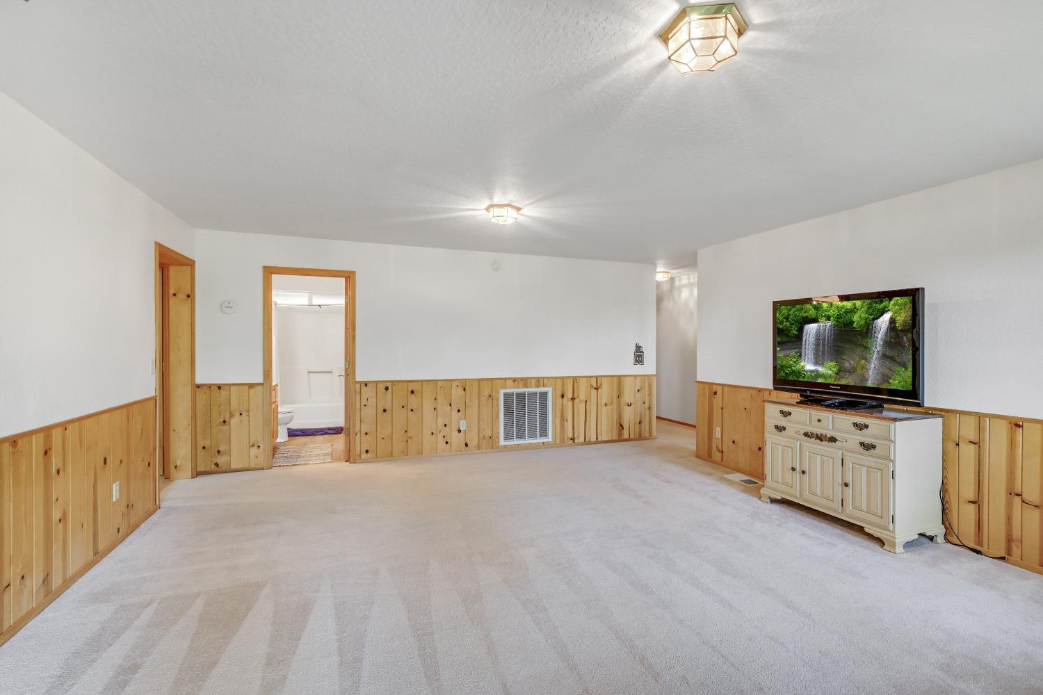 2707 Elizabeth Drive
