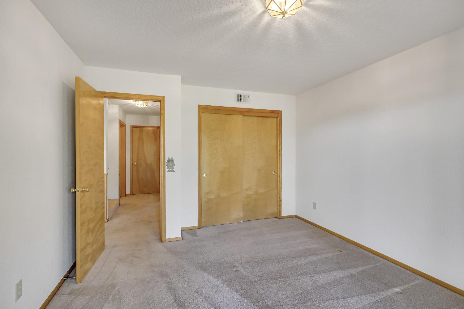 2707 Elizabeth Drive