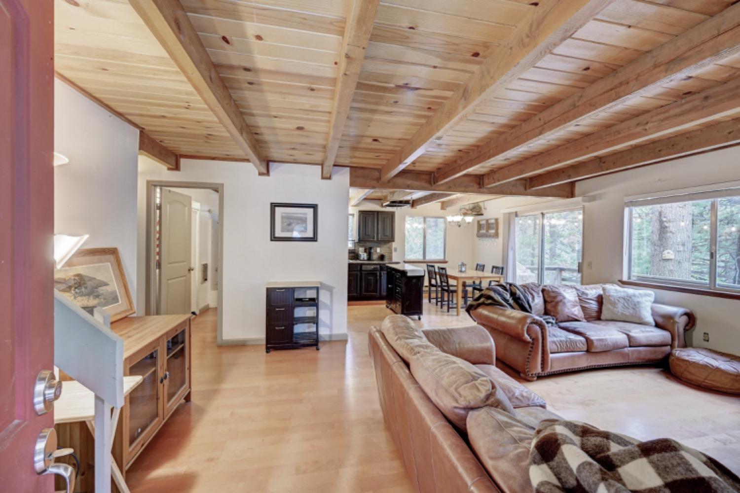 1255 Shoshone Drive