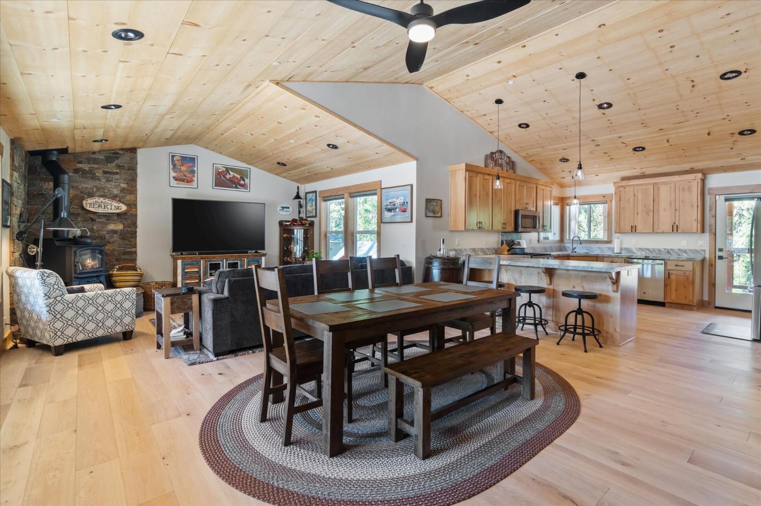 2492 Sultana Road