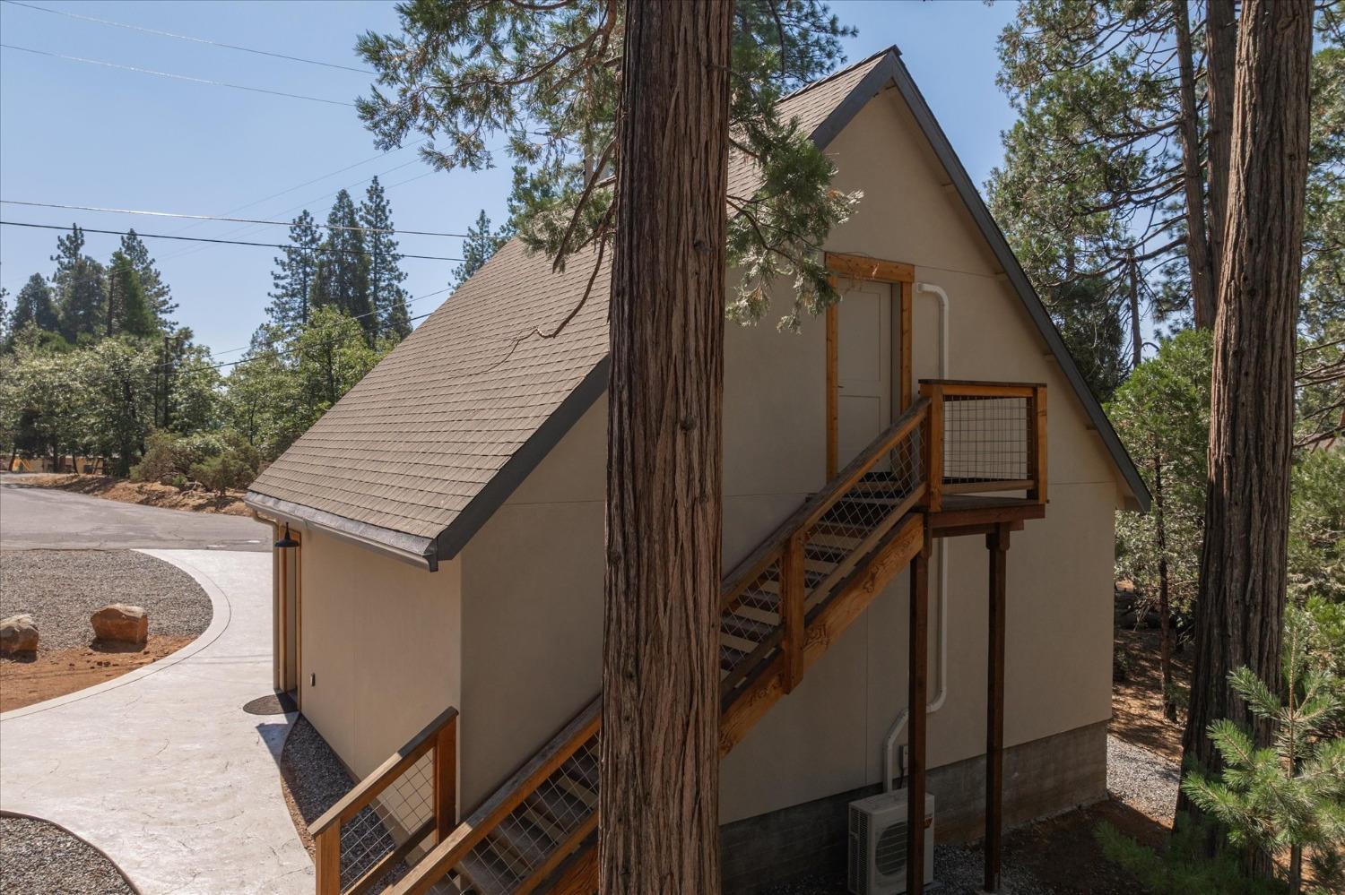 2492 Sultana Road