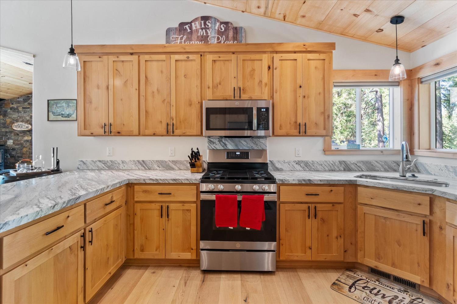 2492 Sultana Road