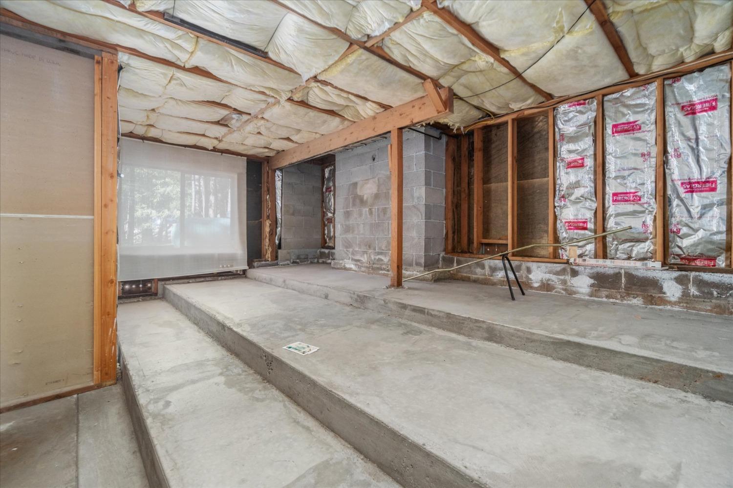 3415 Crystal Way