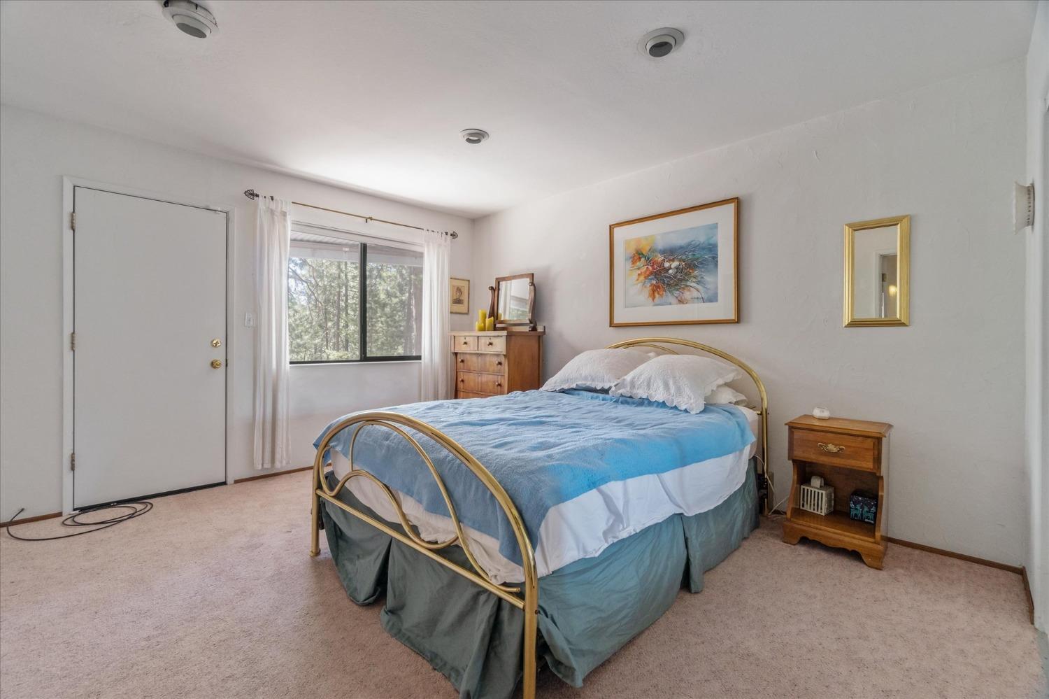 3415 Crystal Way