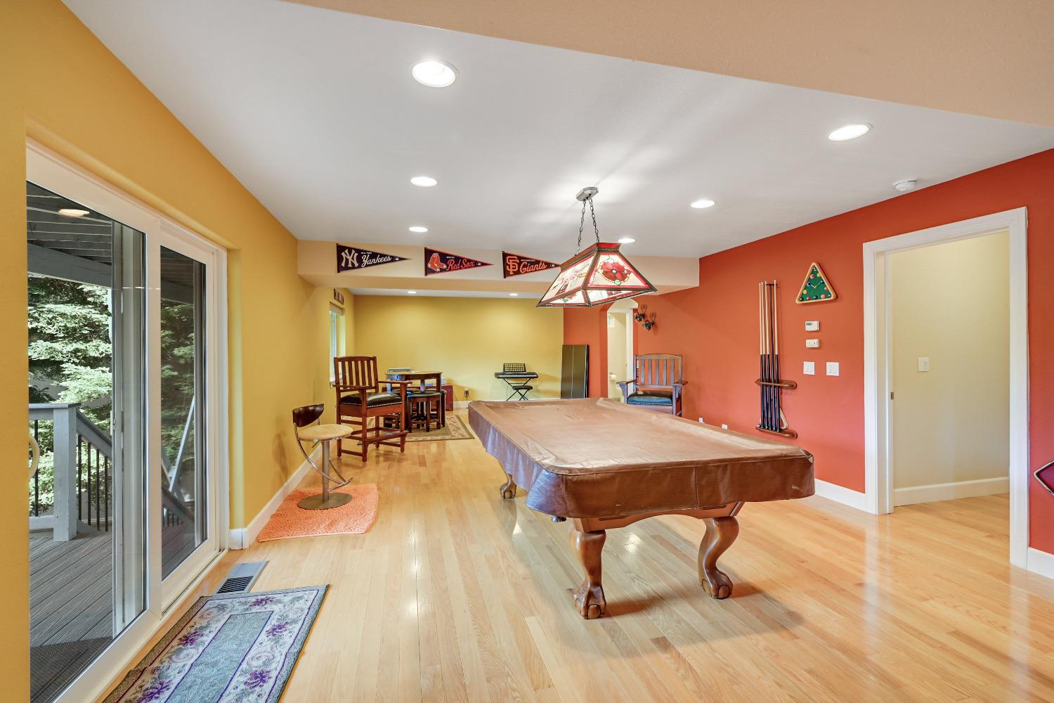 3 Foxglove Court