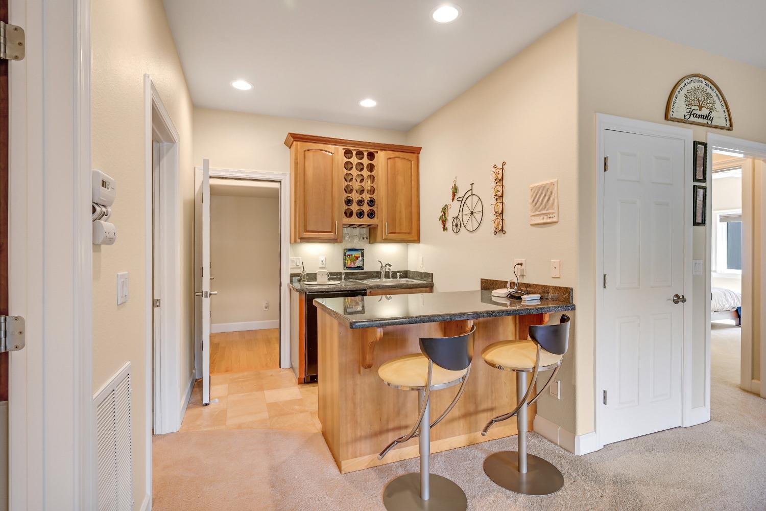 3 Foxglove Court